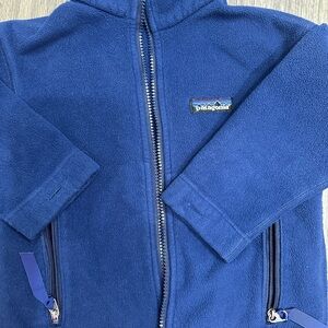 Patagonia Synchilla full-zip fleece jacket in blue. Kids Size XXS 3-4T
